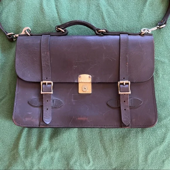 Filson Bridle Leather Briefcase - Field Satchel Made In USA Veg Tan Leather - Picture 2 of 14